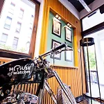 Hotel Boutique And