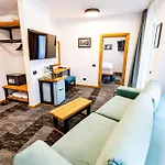 Hotel Boutique And