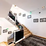 Boutique And Hotel