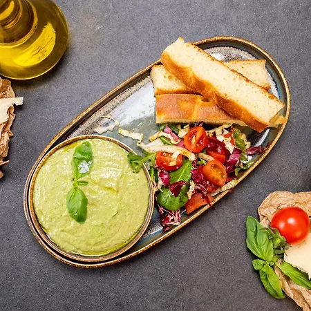 Boutique And מלון קלוז'-נאפוקה