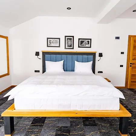 Hotel Boutique And Cluj-Napoca
