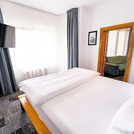 Hotel Boutique And 4*