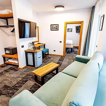 Hotel Boutique And Cluj-Napoca
