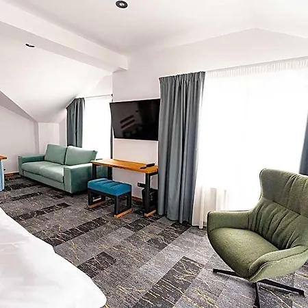 Boutique And 4* Cluj-Napoca
