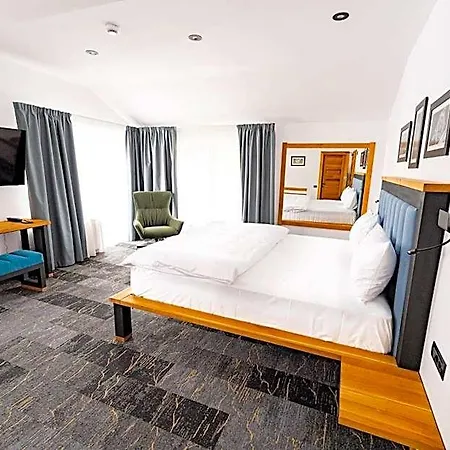Boutique And Hotel 4*