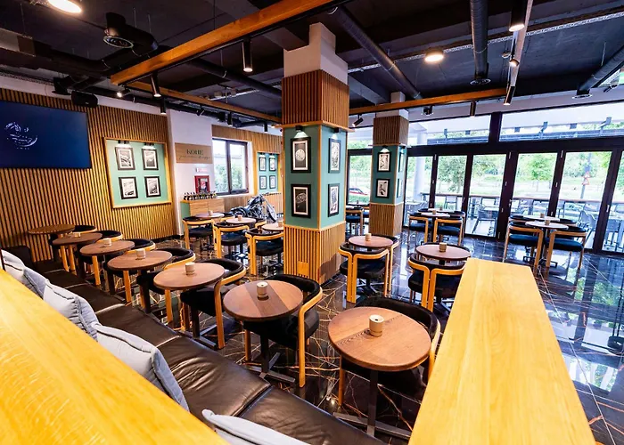 Hotel Boutique And 4*