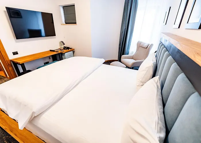 Boutique And 4* Kluž