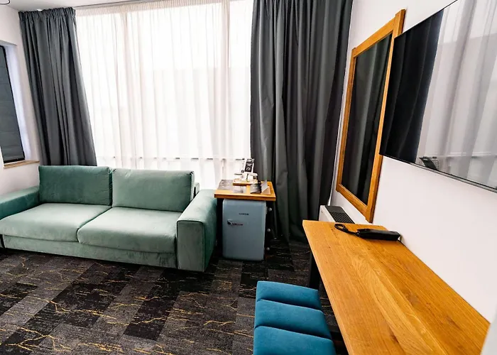 Hotel Boutique And 4*